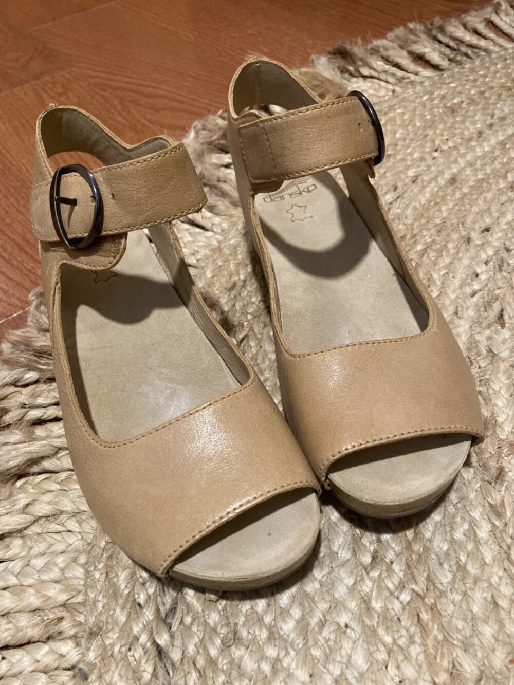 Dansko Tan Tiana Peep toe Platform wedge sandals - size 38 (NWOT)